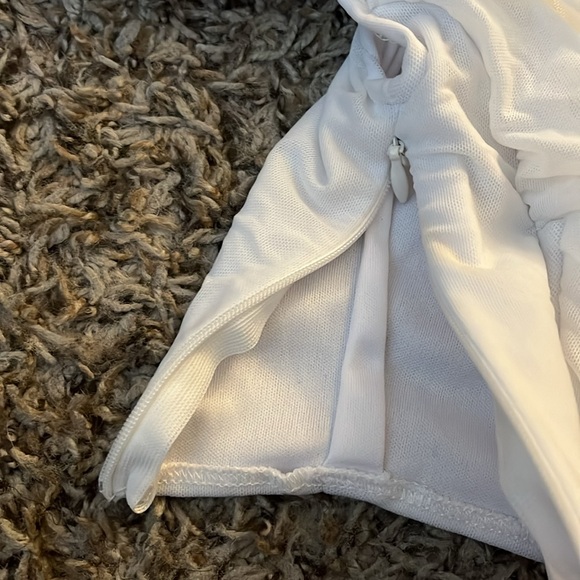 PRETTYLITTLETHING duo plus 1 bundle. - Picture 3 of 13